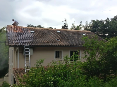 <br />
<b>Deprecated</b>:  htmlspecialchars(): Passing null to parameter #1 ($string) of type string is deprecated in <b>/home/u272898465/domains/renovation-millau.fr/public_html/templates/galerie.php</b> on line <b>351</b><br />
